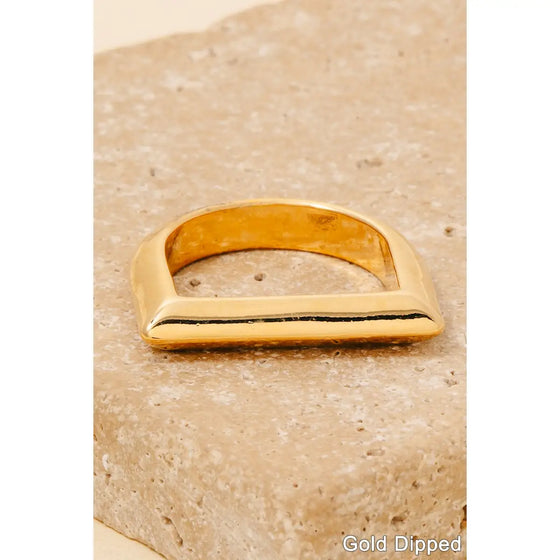 Elva D Band Ring