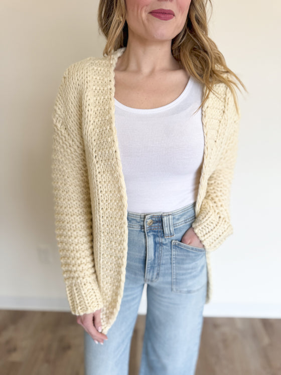 Nyomi Heart Knit Cardigan in Ivory