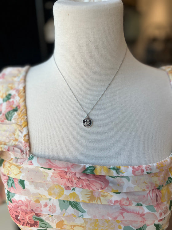 Leni USA Coin Necklace in Silver