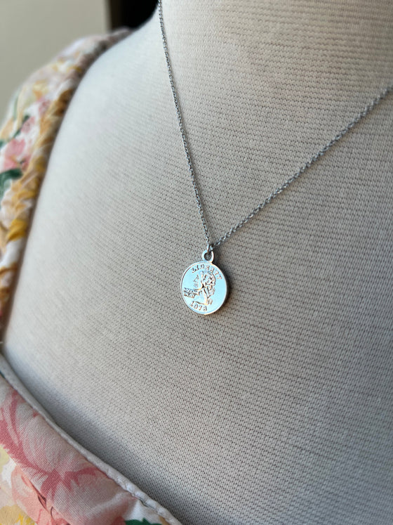 Leni USA Coin Necklace in Silver