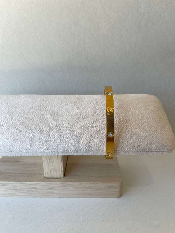 Heart and Stone Bangle in Gold