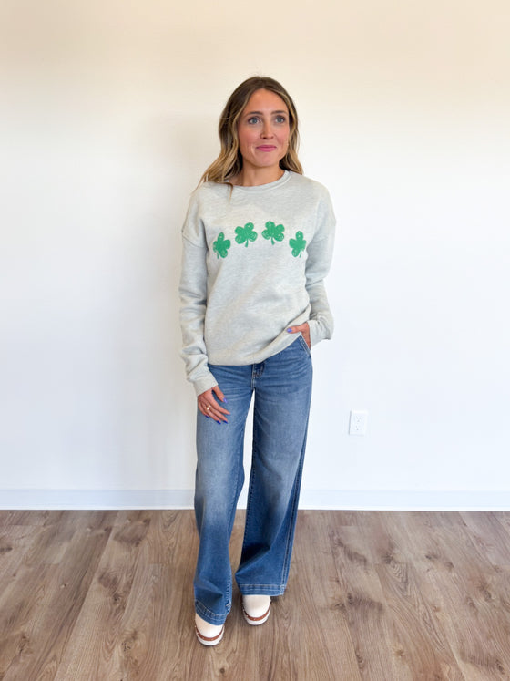 Ellie Four Clover Sweatshirt