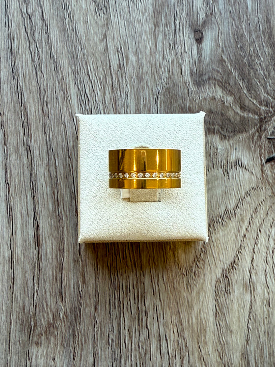 Chunky Stone Ring in Gold