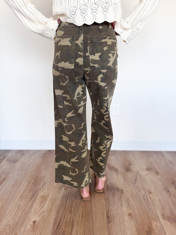 Georgia Wide Leg Camo Pants