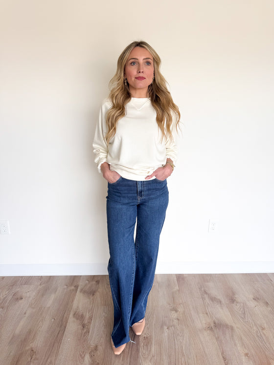 Farrah Mineral Washed Raglan Sweatshirt in Cream