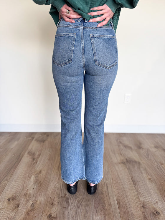 Ally High Rise Vintage Ankle Boot Jeans