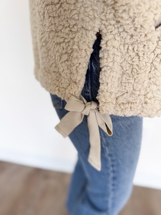 Bethany Fleece Sherpa Vest in Beige
