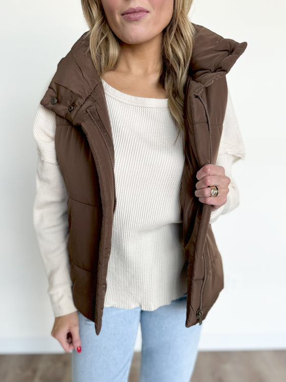 Amani Zip Vest in Brown