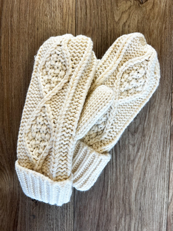 Panache Cable Mittens in Beige