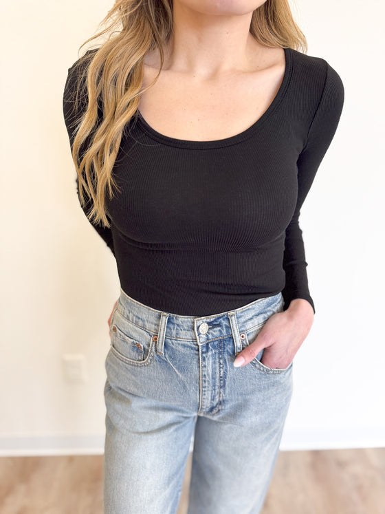 Esti Ribbed Scoop Neck LS Bodysuit in Black